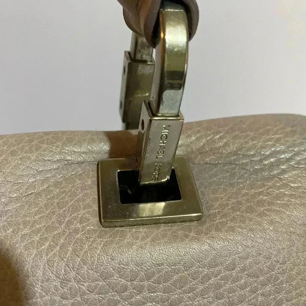 Michael kors grey leather satchel handbag